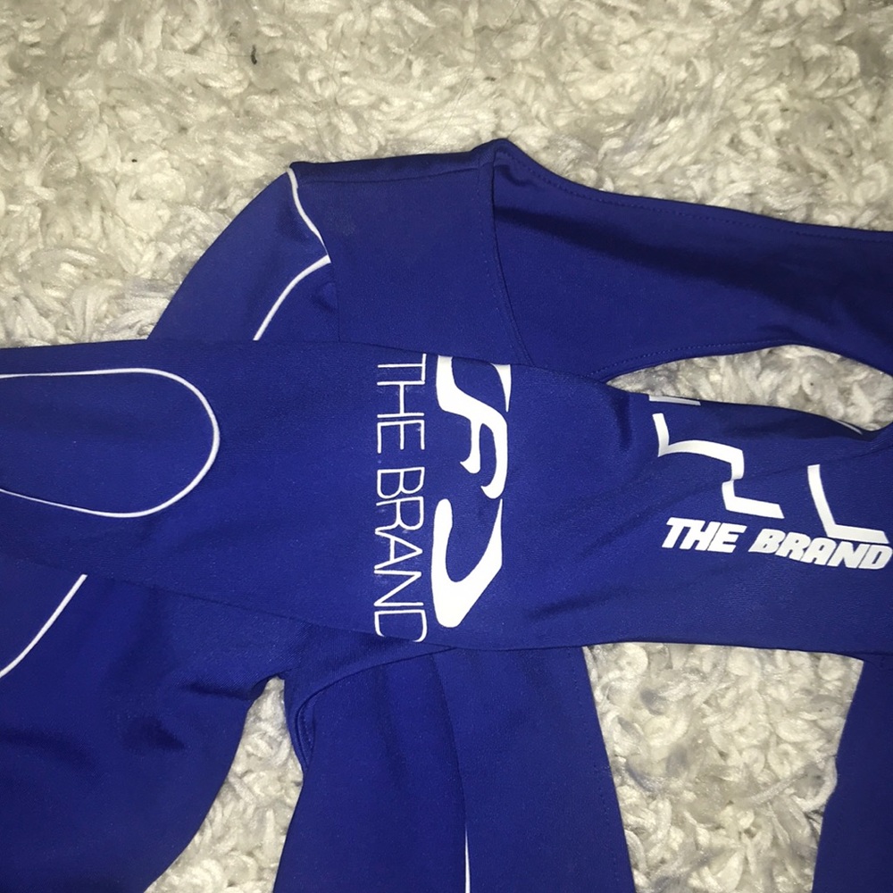 LF LONG SLEEVE BUCKLE FRONT TOP - Picture 8 of 8